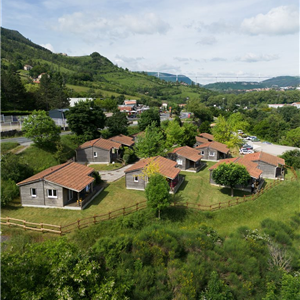 Les chalets de Millau, location de vacances pour séjour en famille